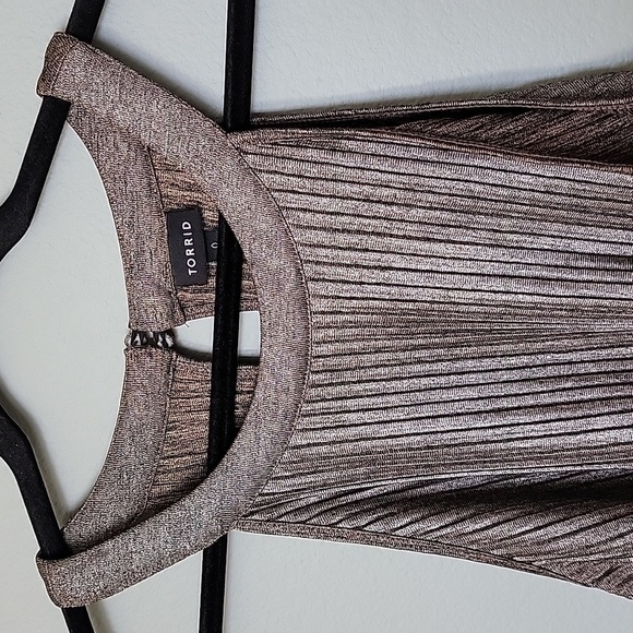 Torrid Romantic Sexy Date Night Bronze Goddess Pleated Halter Neck Top size 0X - Picture 4 of 8